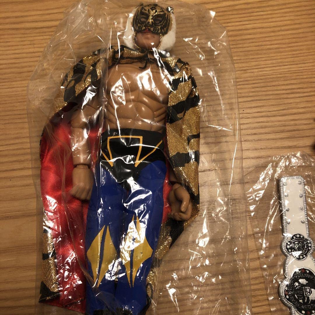 Amazon.co.jp: 初代タイガーマスク アクションドール 佐山聡